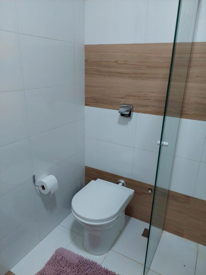Otimo Apartamento Sobreloja Com Wifi E Estacionamento Incluso Maringá Esterno foto